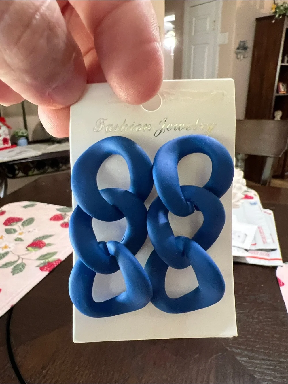 New Fashion Jewelry Matte Royal Blue Linked Hoop Earrings